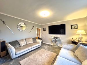 Photo 9- click for photo gallery